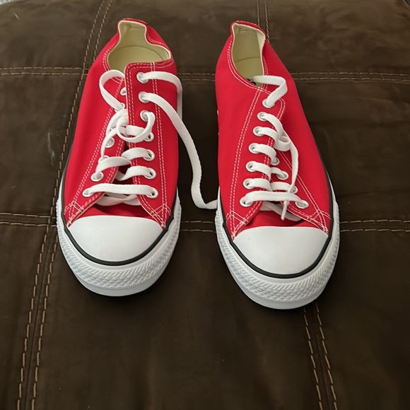 Mens Red Converse - Picture 2 of 5